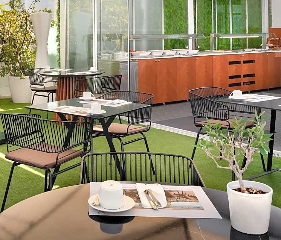 Elia Ermou Athens Hotel