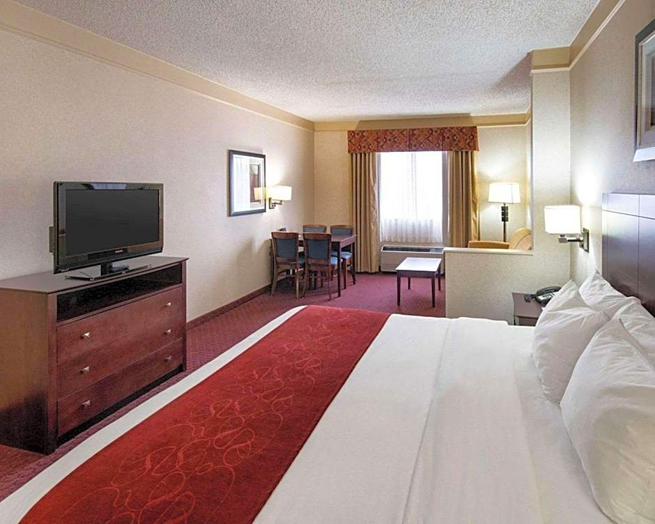 Comfort Suites Parkersburg South