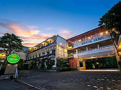 SPENCER GREEN HOTEL