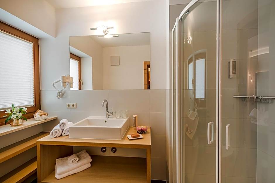 Helmhotel