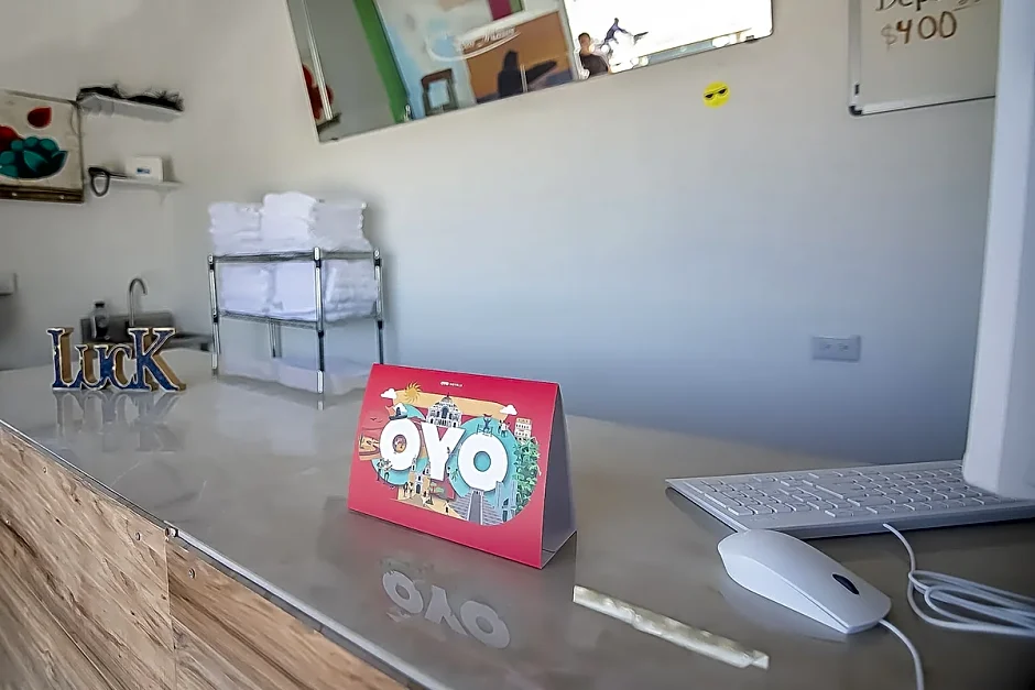 OYO Hotel Plaza Las Torres, Cabo San Lucas