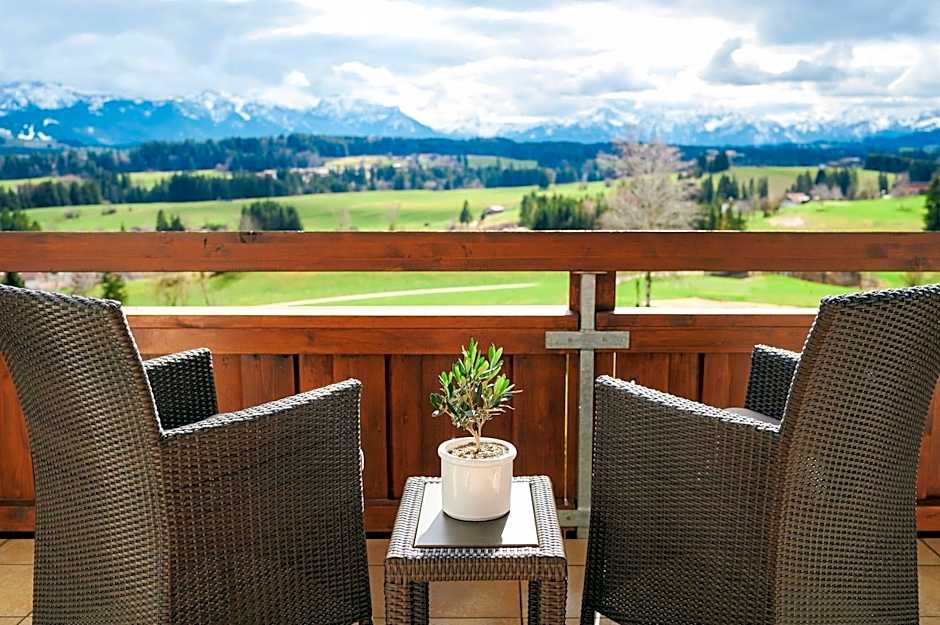 Hotel Auf der Gsteig GmbH