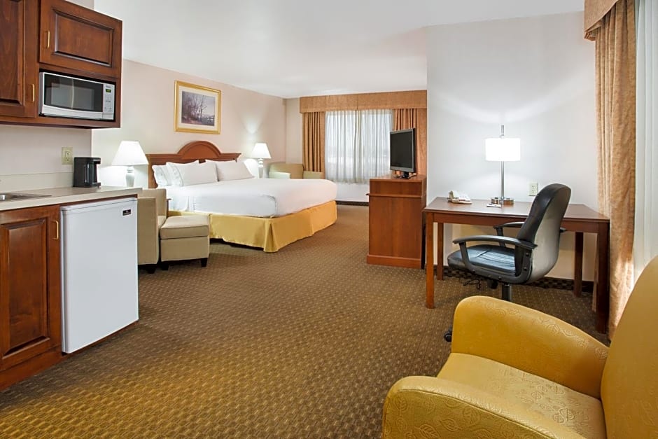 Holiday Inn Express Hotel & Suites Marion By IHG