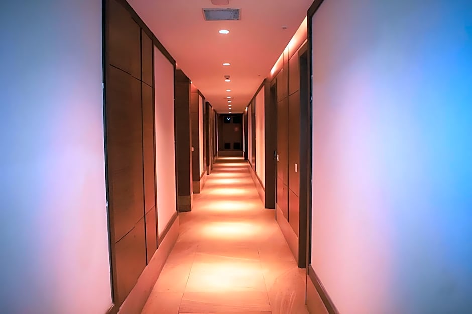 Lemonwood Suites By F9 Hotels