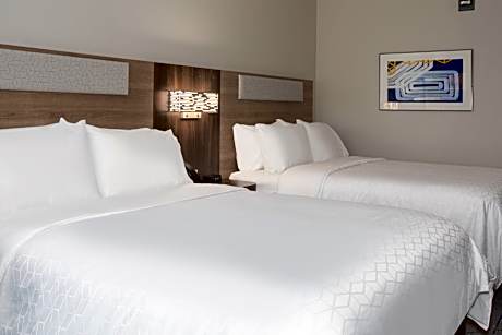 2 Queen Suite Communications Accessible Sofa Bed