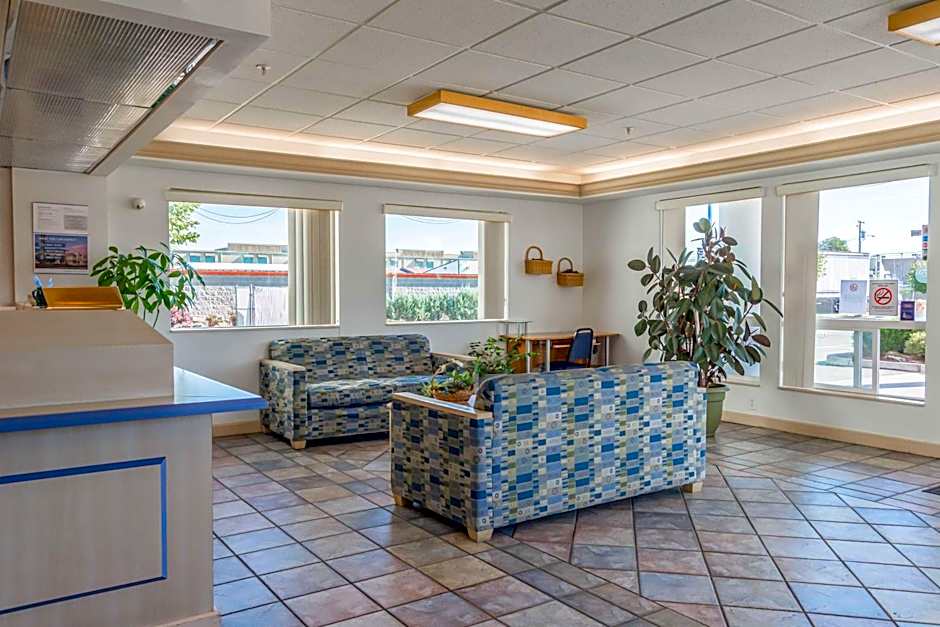 Motel 6-Redmond, OR