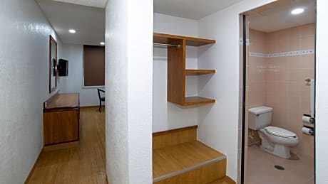 Suite - Pet Friendly
