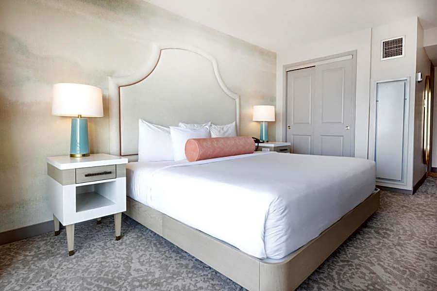 Ocean Club Hotel