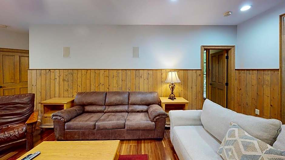 Viewpoint Condominiums