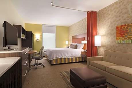 King Studio Suite - Non-Smoking