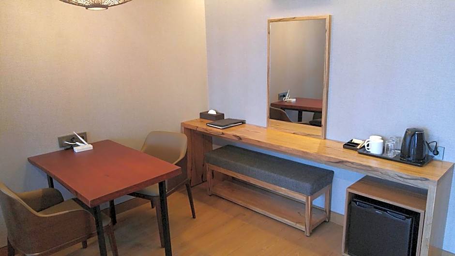 J Square Hotel and Wedding