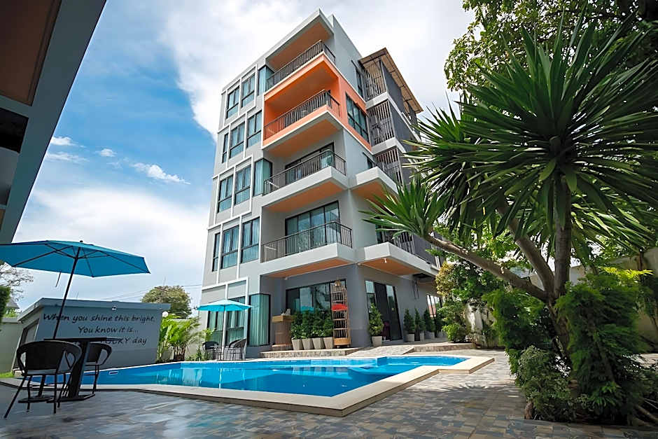 The Lucky Beach Ao Nang