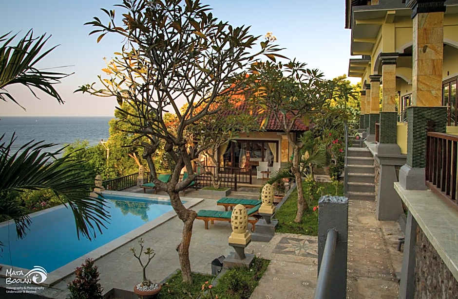 Beten Waru Bungalow and Restaurant