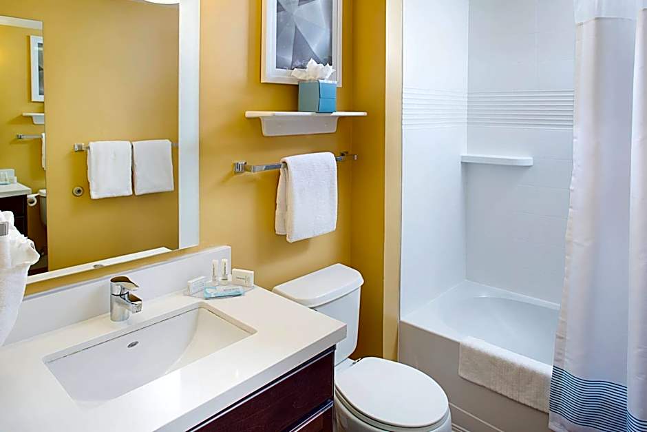 TownePlace Suites by Marriott Manchester-Boston Regional Airport
