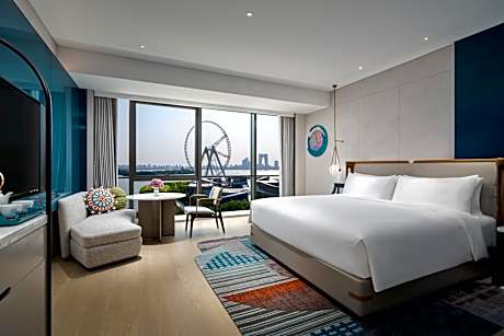 Premium King Room with View