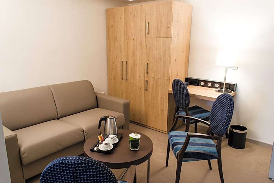 Hôtel Le Rive Droite & SPA