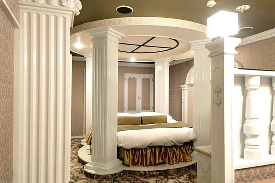 Yokkaichi Blanc Chapel Christmas (Adult Only)