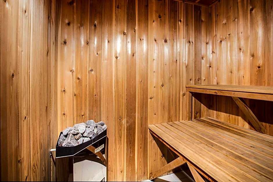 Ramada by Wyndham Jacksons Point