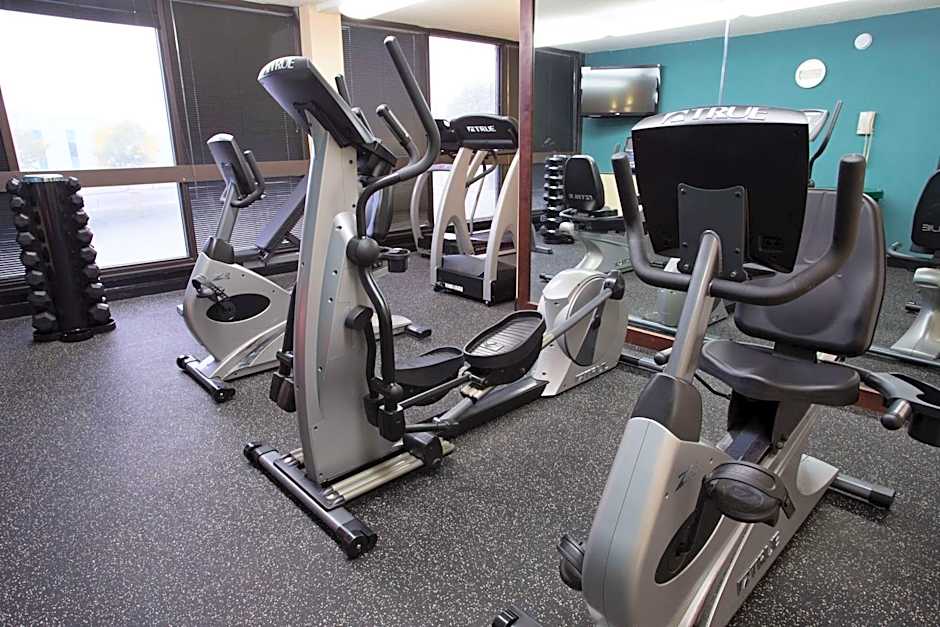 Pear Tree Inn St. Louis Near Union Station