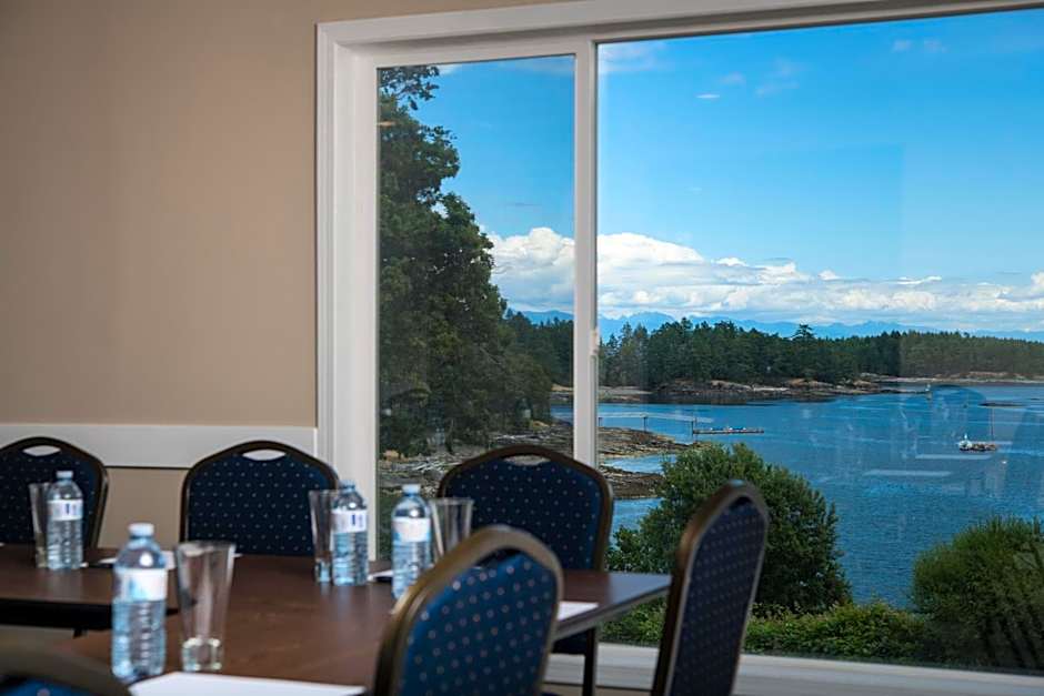 Page's Inn on Silva Bay