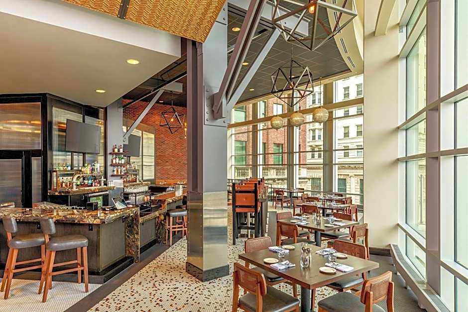 Renaissance by Marriott Allentown Hotel