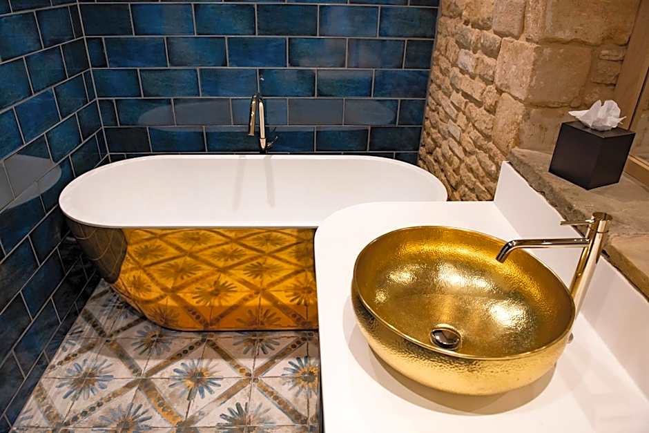 The Haycock Manor Hotel