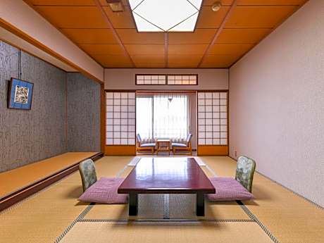 Japanese-Style Room