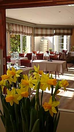 Logis Hotel Belle-Vue