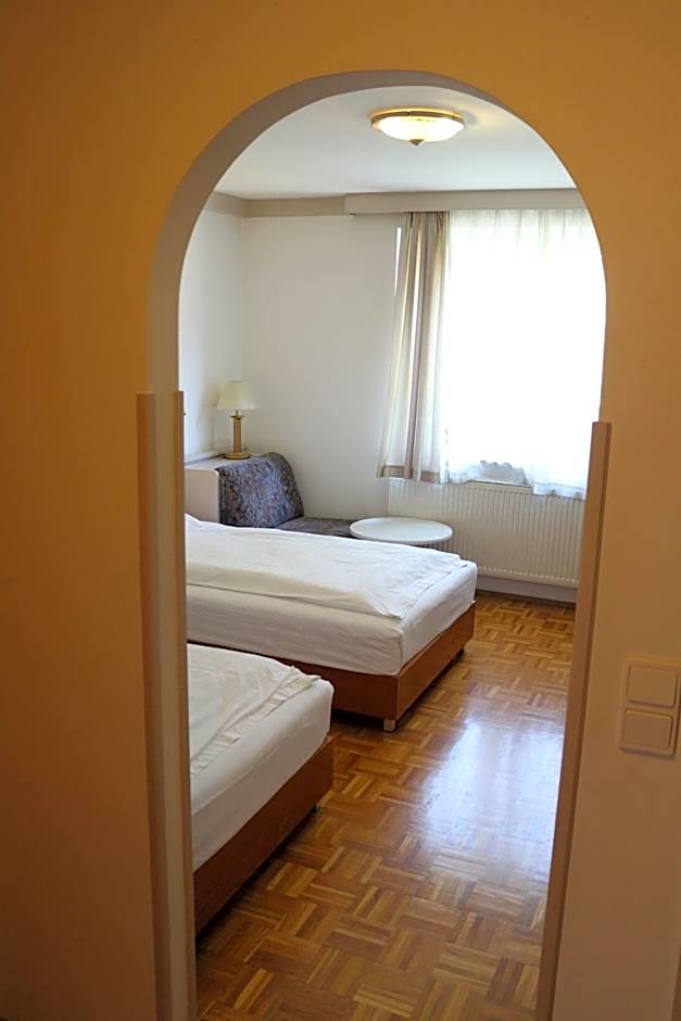 Hotel Wasserpalast - breakfast for free!!!