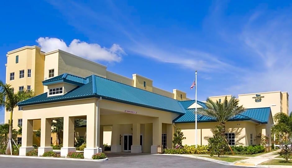 Homewood Suites by Hilton Miami - Airport West