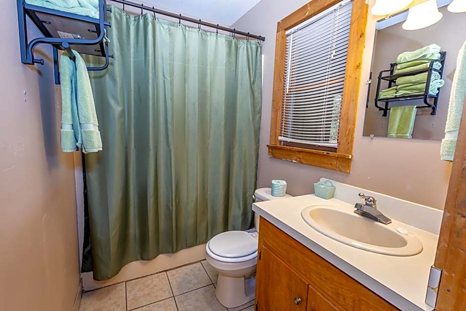 Springmaid Mountain Retreat & Stables