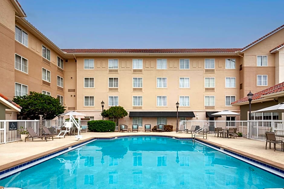 Homewood Suites By Hilton Jacksonville-South-St. Johns Ctr.