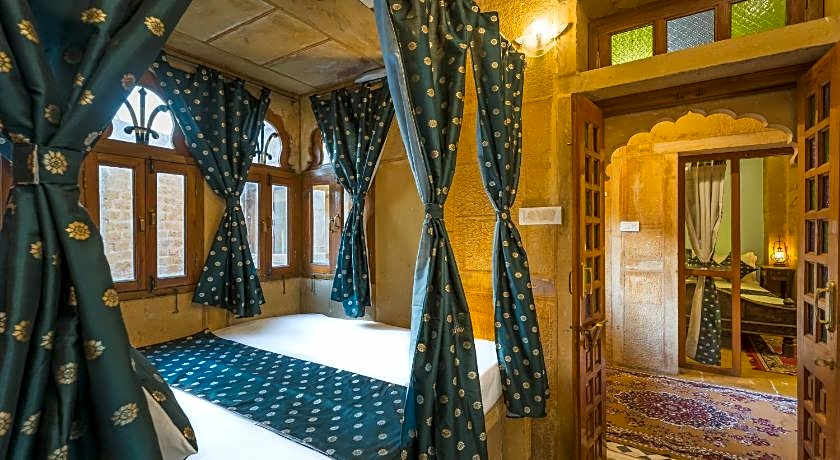 Hotel Rajmandir
