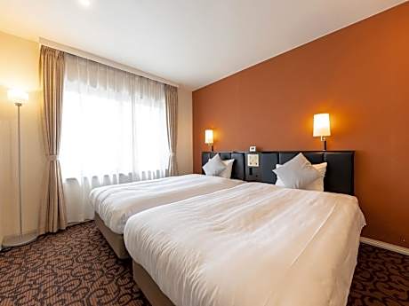 Standard Twin Room - Non-Smoking