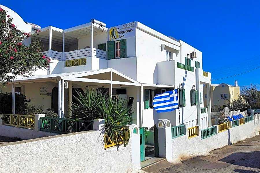 Fira Backpackers Place