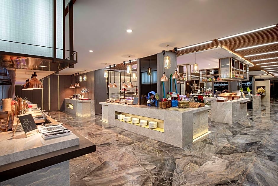 Ramada by Wyndham Bayannur