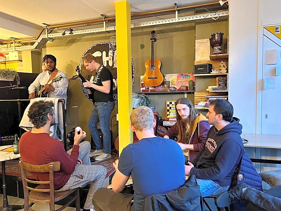 Hostel The Golden Stork