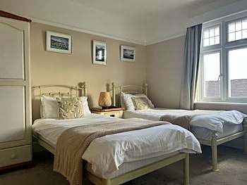 Gwyndra House B&B