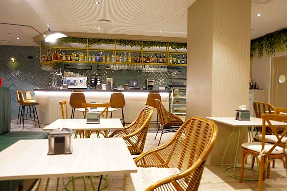Hotel Sercotel Doña Carmela