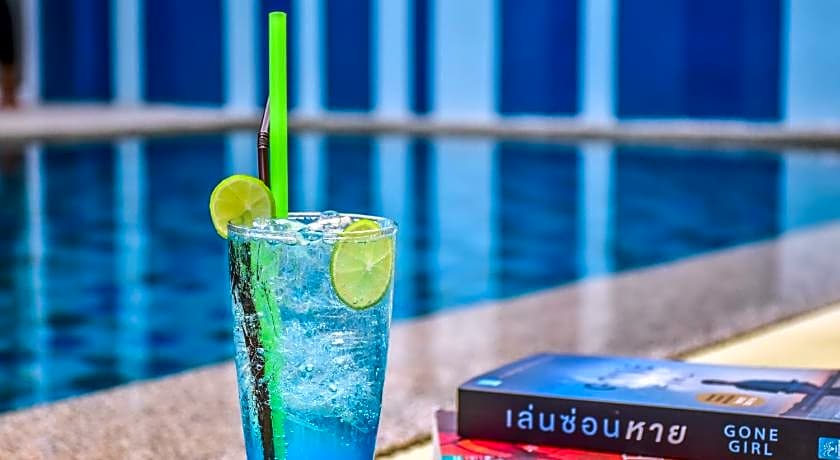 Ocean and Ole Patong