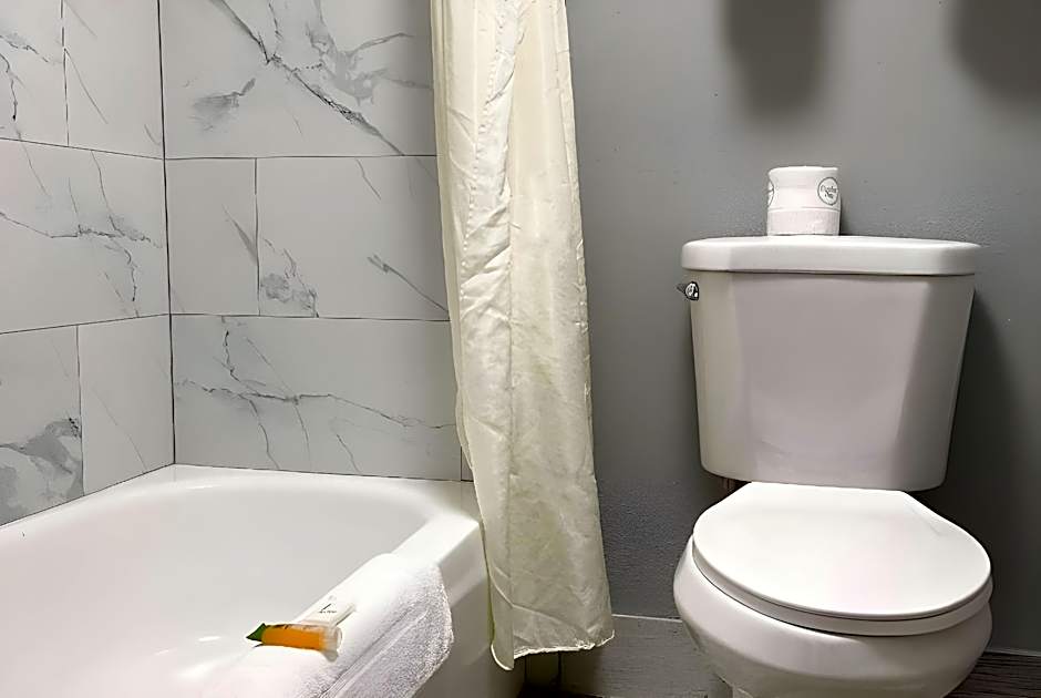 AmericInn by Wyndham Ladysmith