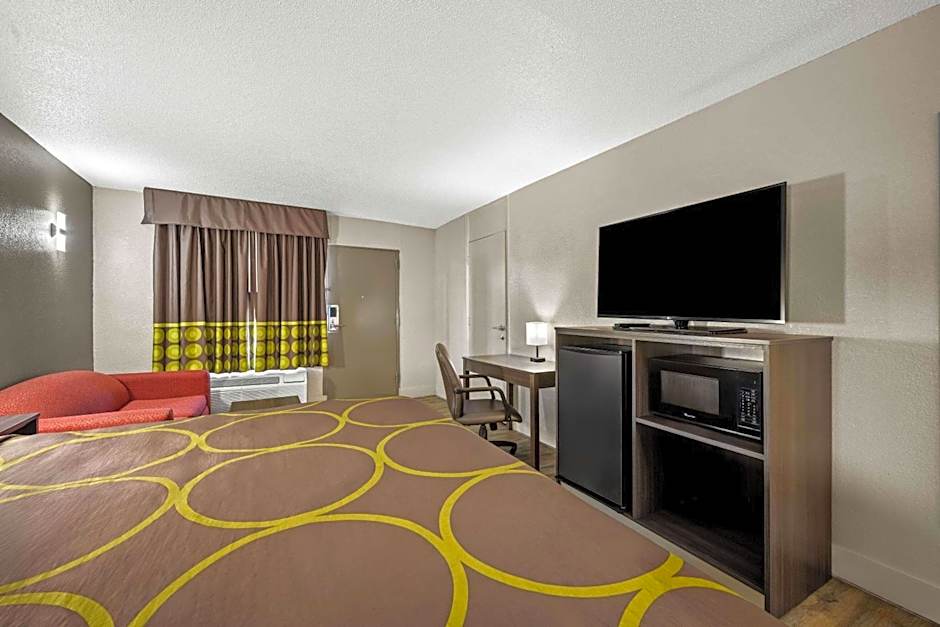 Super 8 by Wyndham Garysburg/Roanoke Rapids