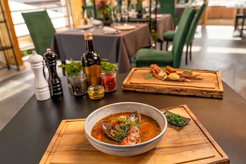 Platinum Palace Residence Boutique Hotel