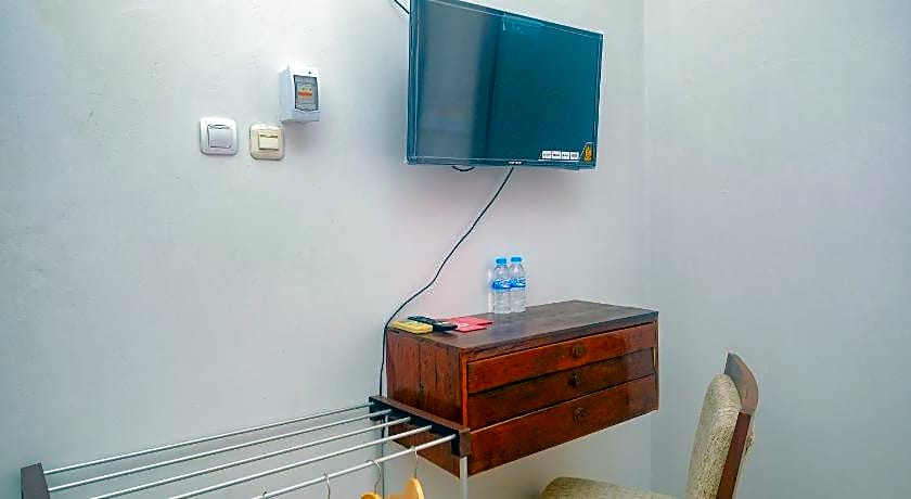 RedDoorz near Majapahit Semarang