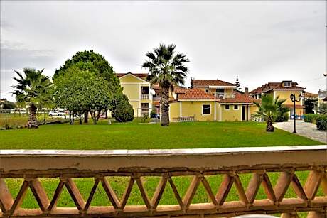Studio with Garden View