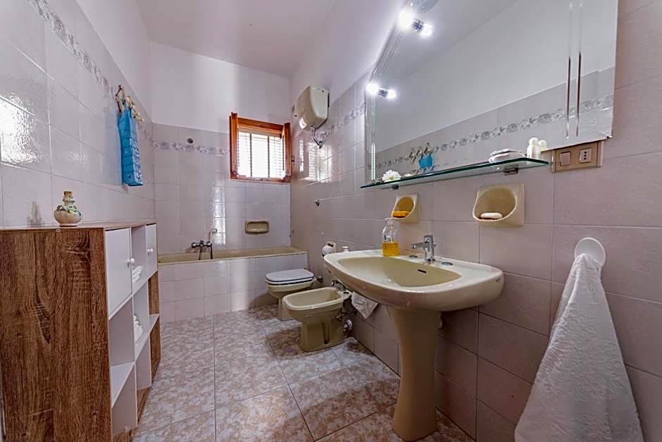 Lucy's Flat - Melendugno