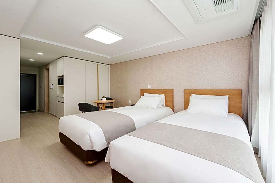 Centum Mark Hotel Yang Yang