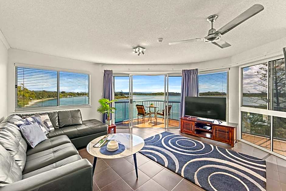 Reflections Holiday Apartments