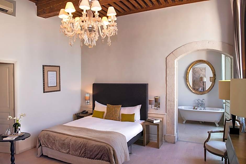 Château De Massillan