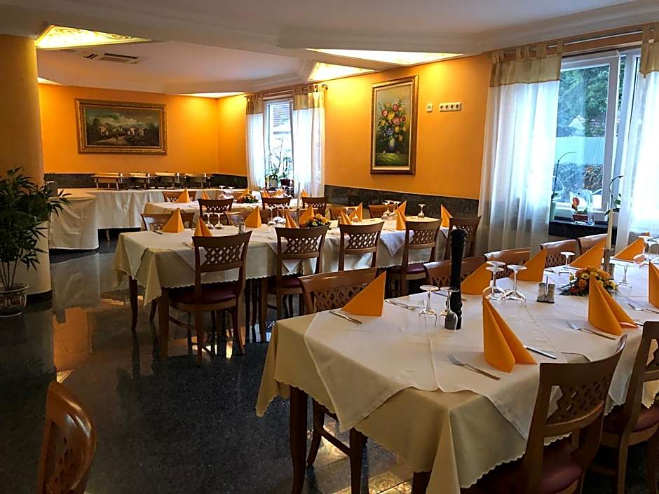 Hotel & Restaurant Garda